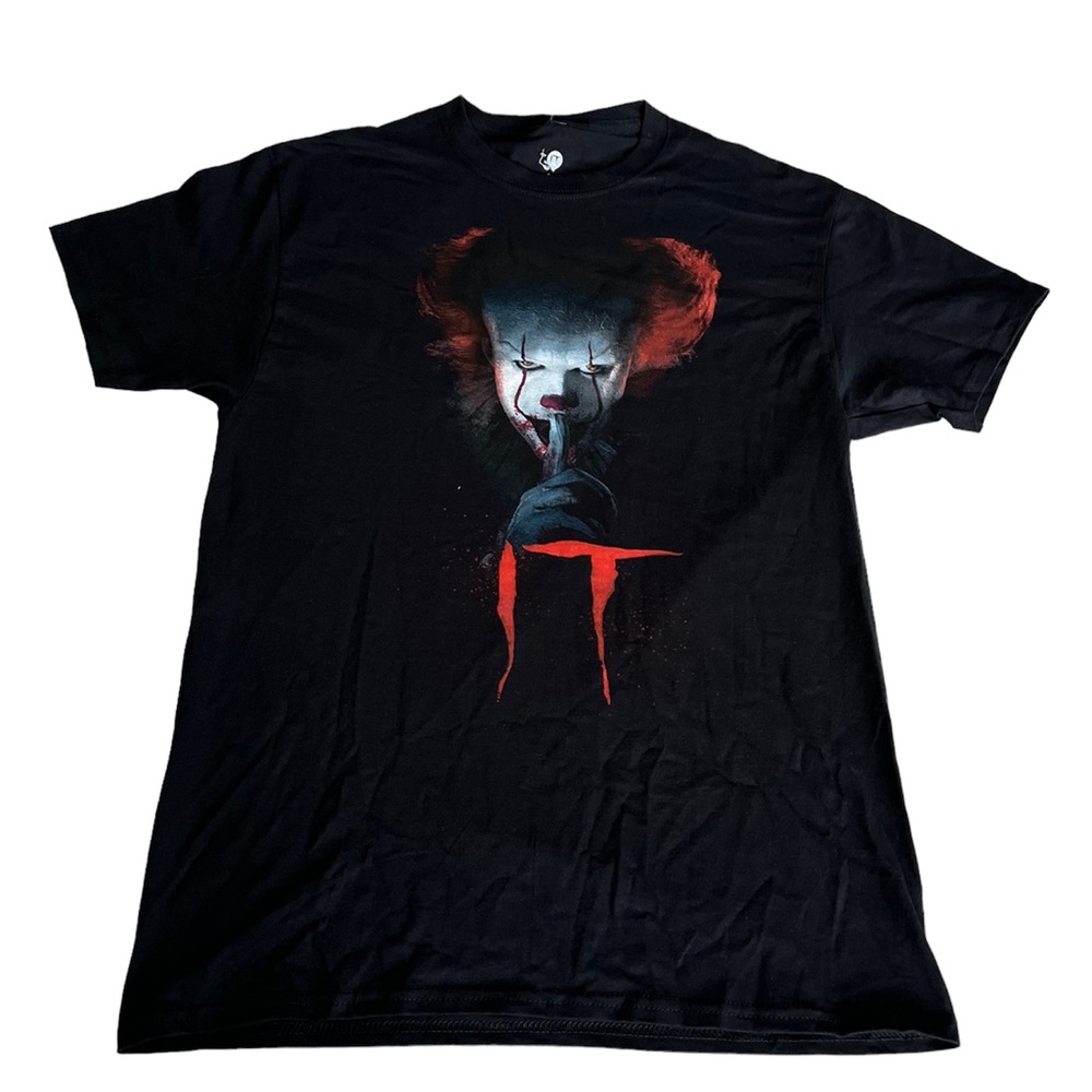 IT Penny Wise Black Graphic Short Sleeve T-Shirt size Medium (New in bag)